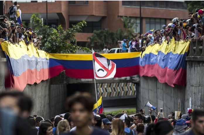 Εκτός ελέγχου η κατάσταση στη Βενεζουέλα: Η λίστα θανάτου μεγαλώνει, άλλα δύο άτομα νεκρά